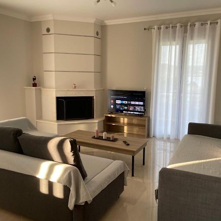 Апартаменты Tasos Cozy House Kalligoni Экстерьер фото