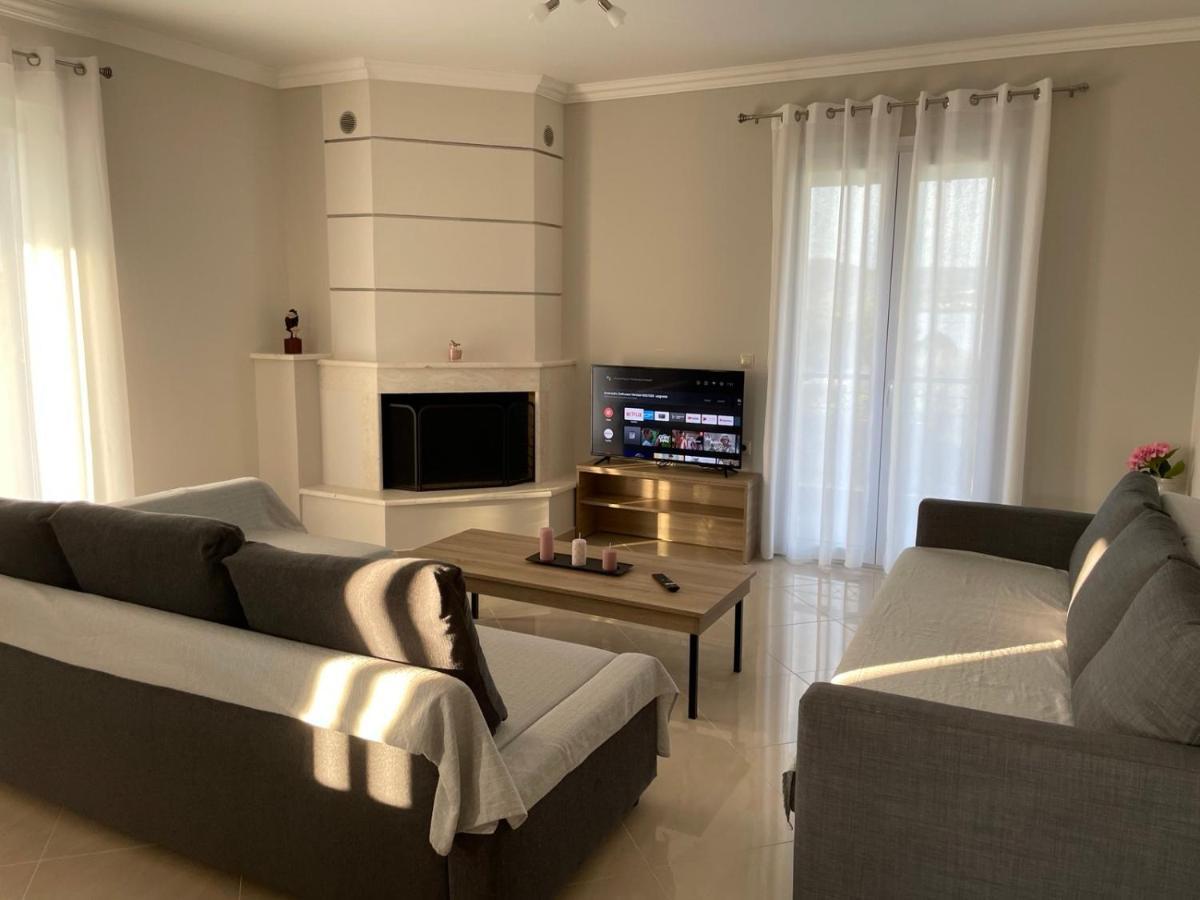 Апартаменты Tasos Cozy House Kalligoni Экстерьер фото